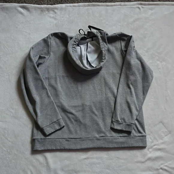 Nike sweatshirt - Picture 2 of 4